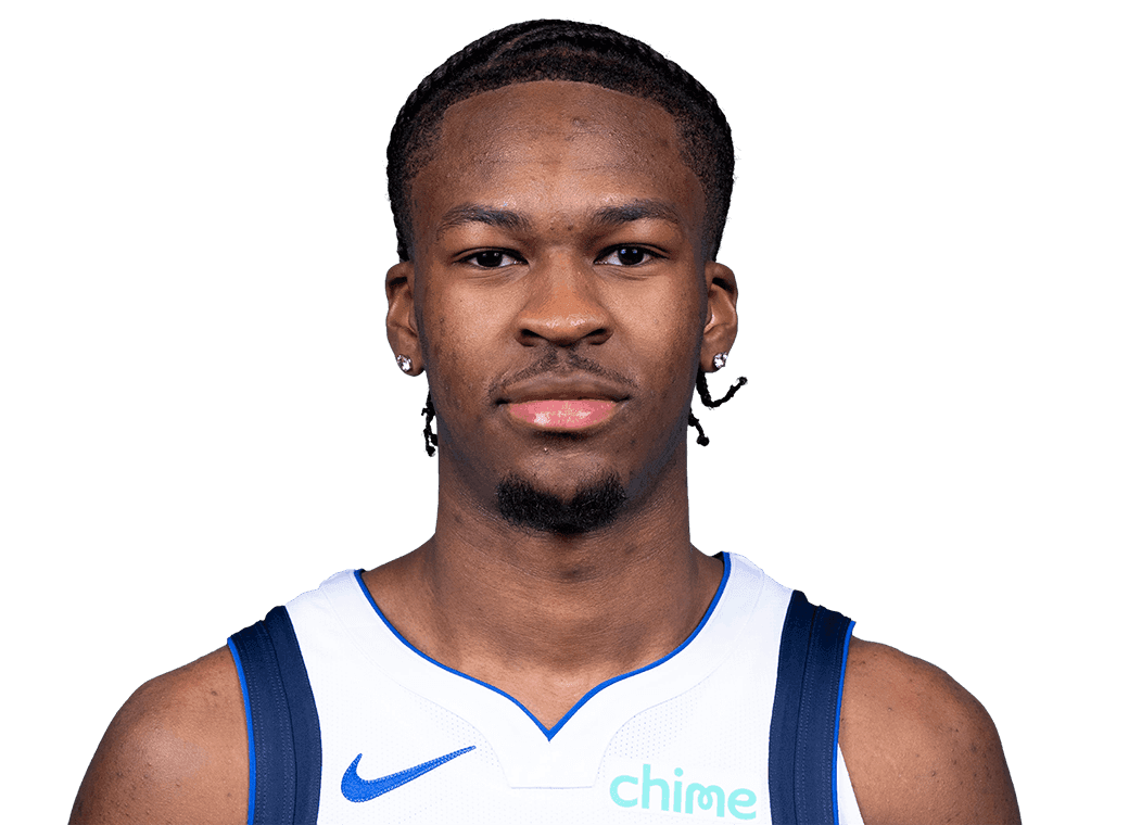 Miles Kelly headshot